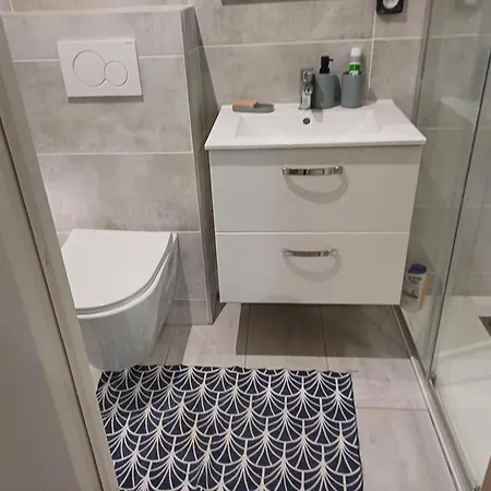 Un Petit Moderne Et Conviviale Guest house 3*