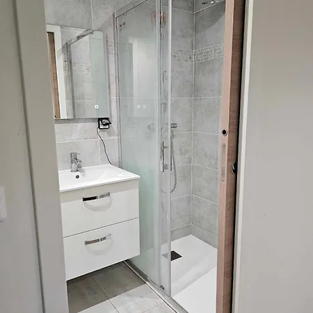 Un Petit Moderne Et Conviviale Guest house 3*